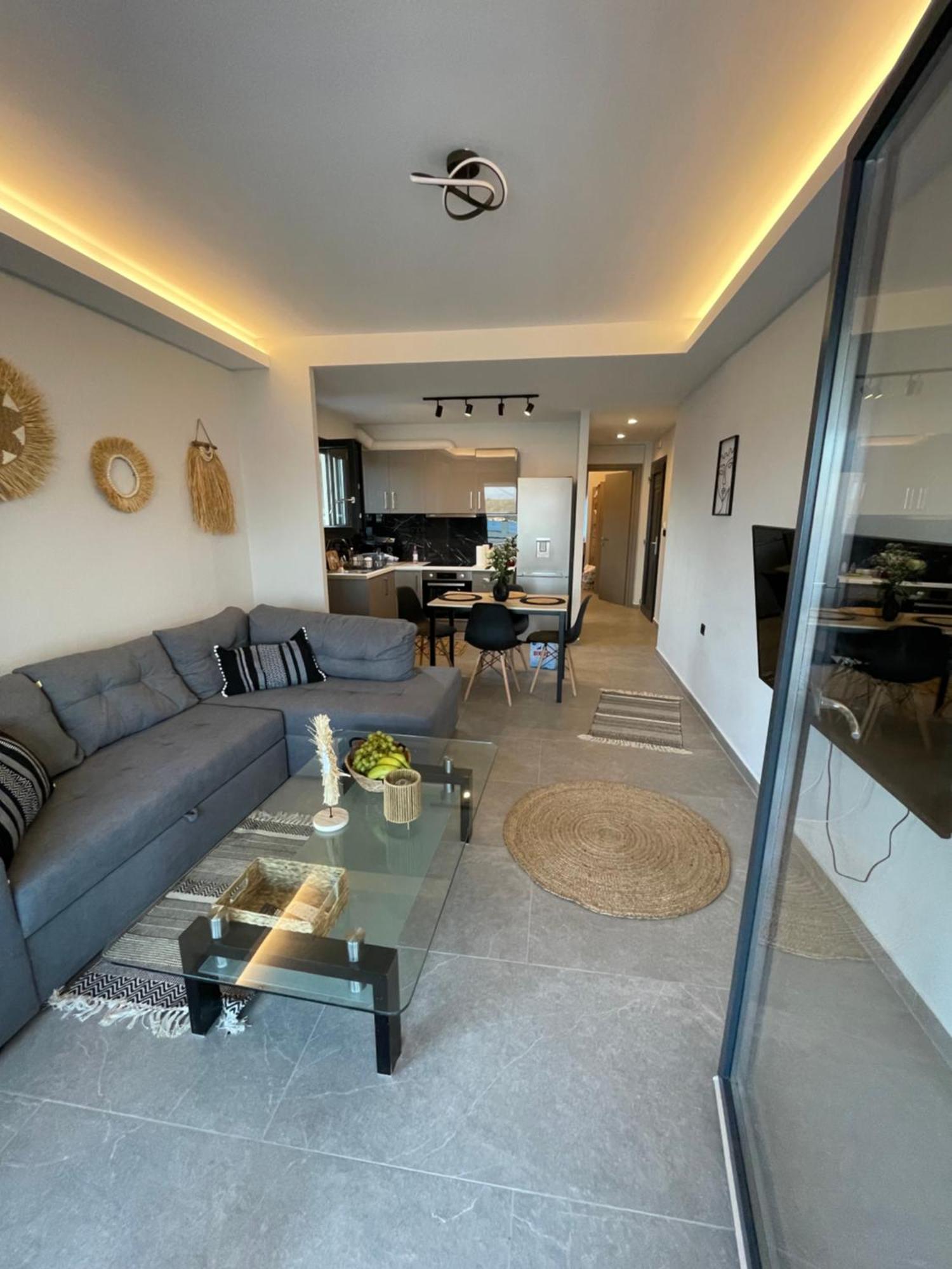 Sailors Apartments Perigiali 니드리 외부 사진