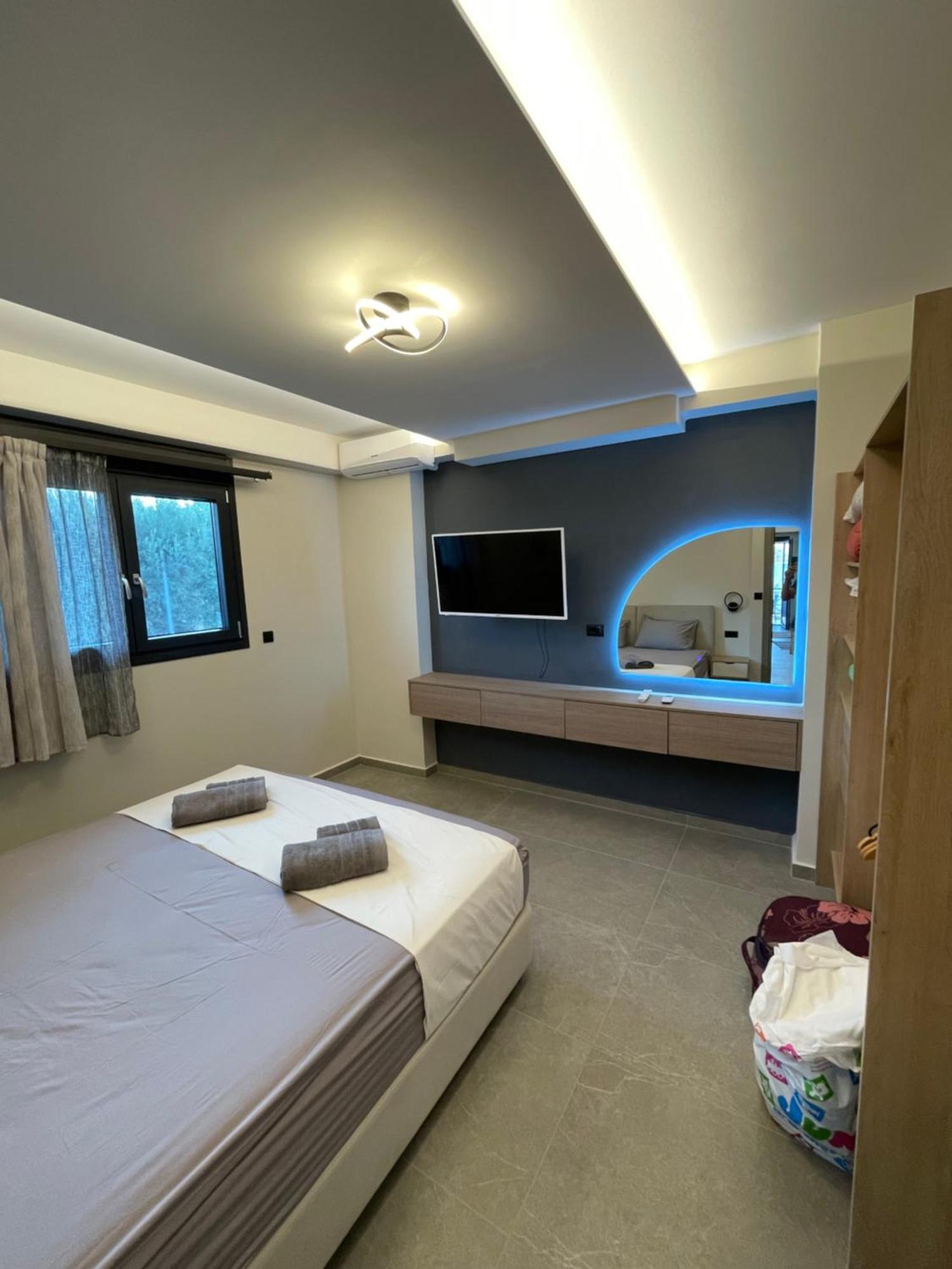 Sailors Apartments Perigiali 니드리 외부 사진