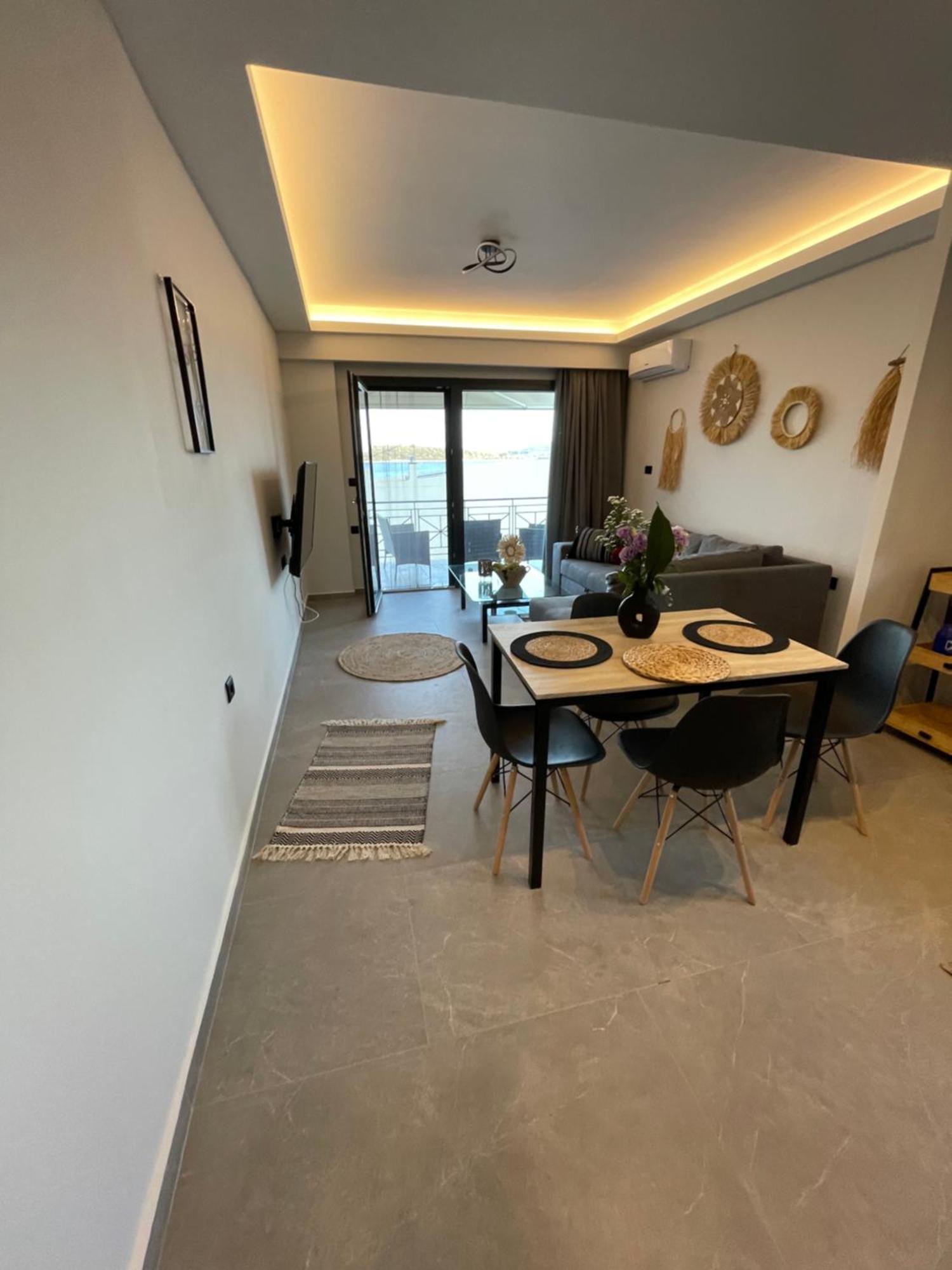 Sailors Apartments Perigiali 니드리 외부 사진