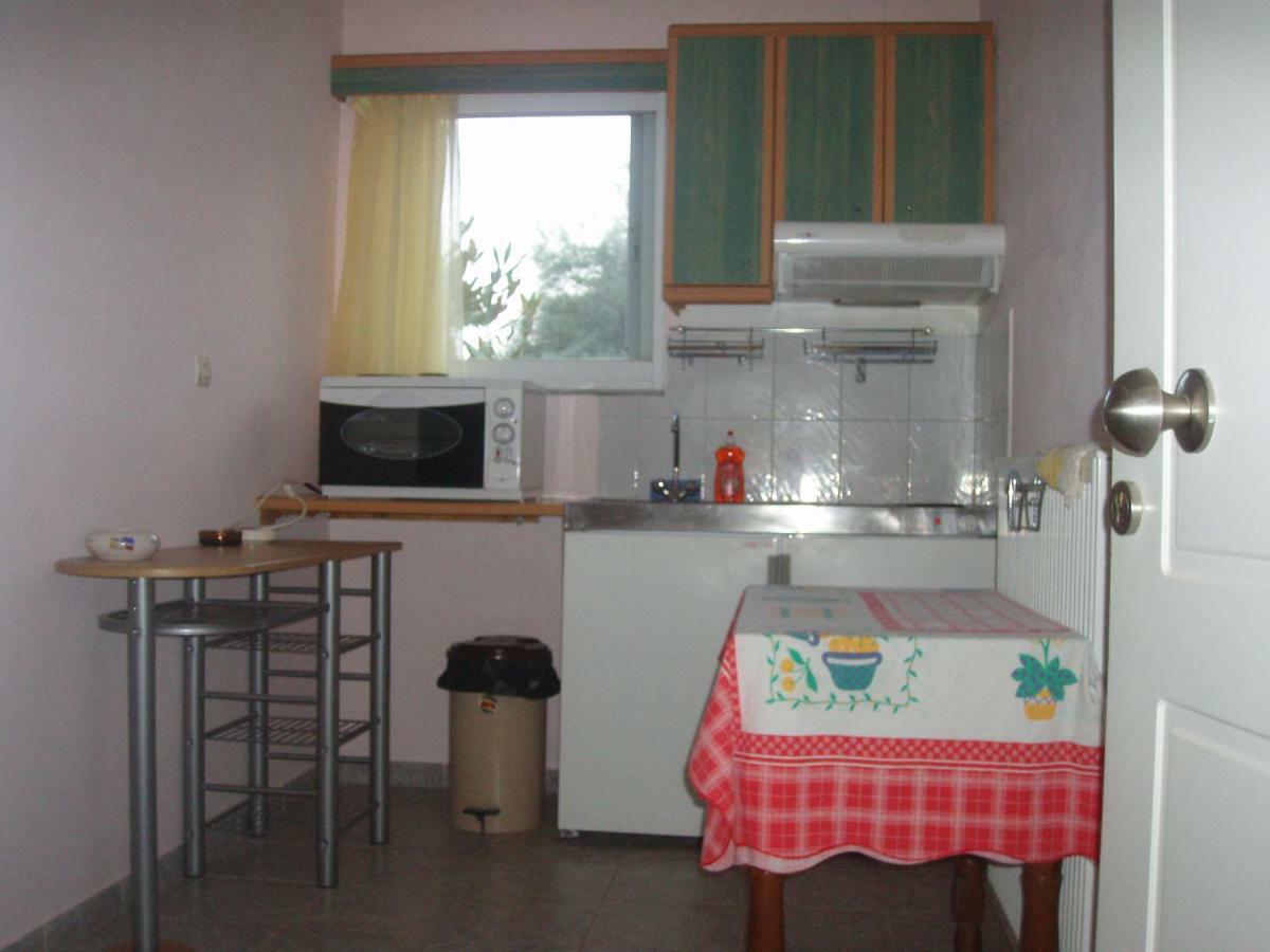 Sailors Apartments Perigiali 니드리 외부 사진