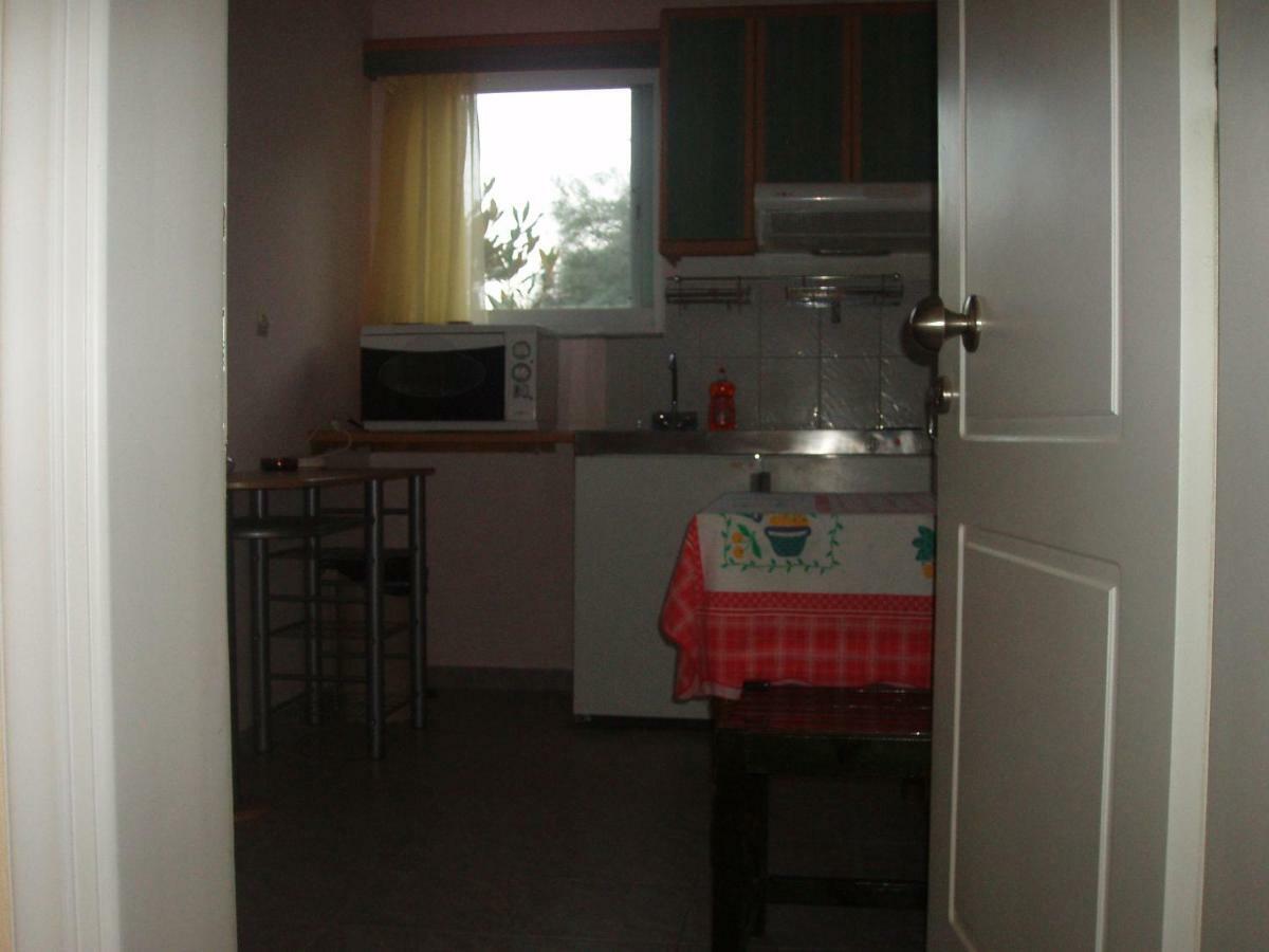 Sailors Apartments Perigiali 니드리 외부 사진